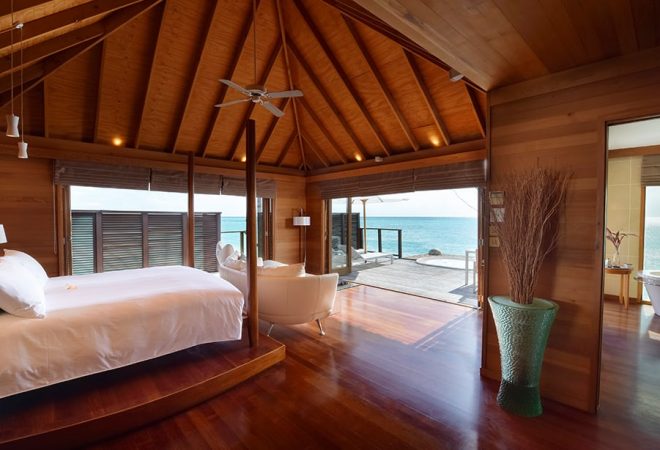 Deluxe Water Villa bedroom