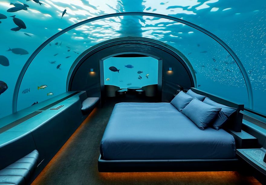 Muraka underwater bedroom